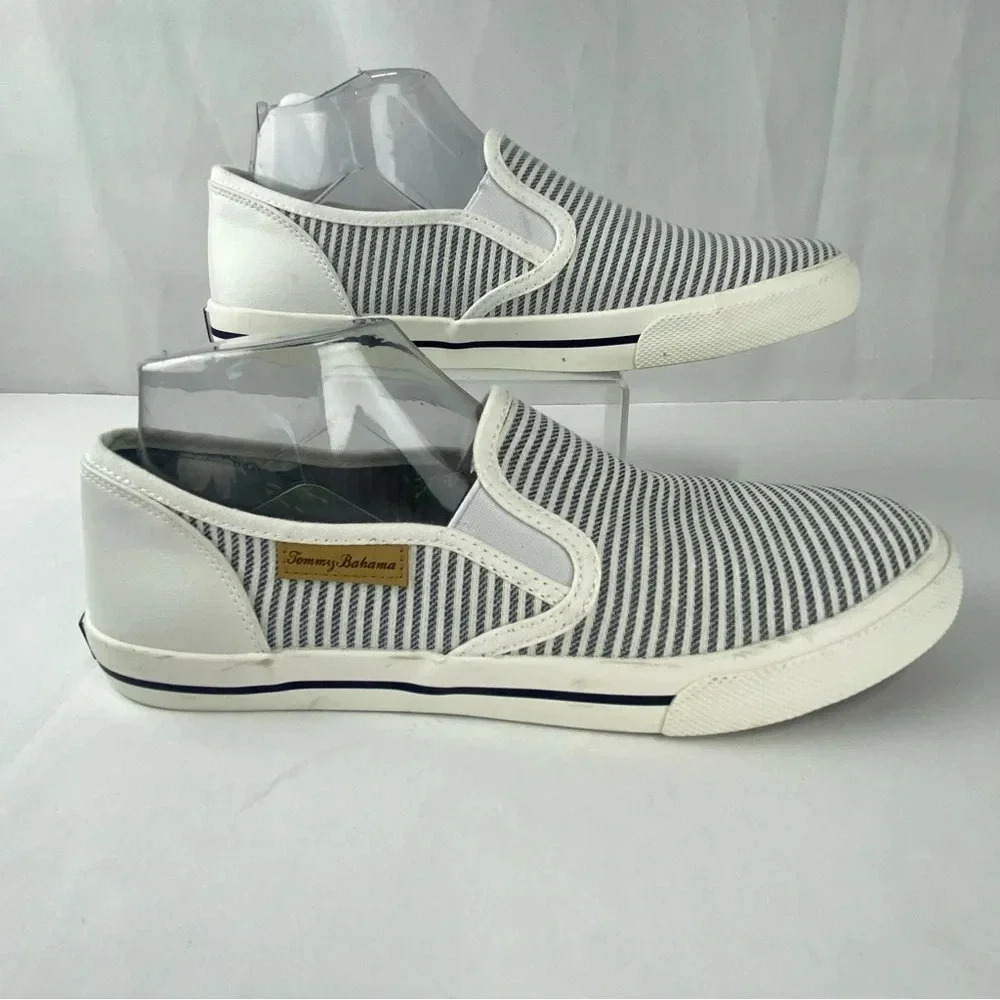Tommy Bahama Womens 9.5 Slip On Loafers White Navy Stripe Nautical Preppy
